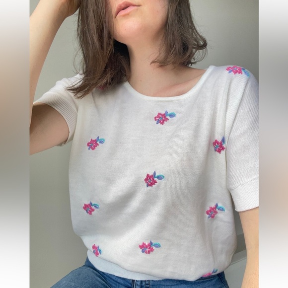 80’s floral embroidery knit top / large - Picture 2 of 10